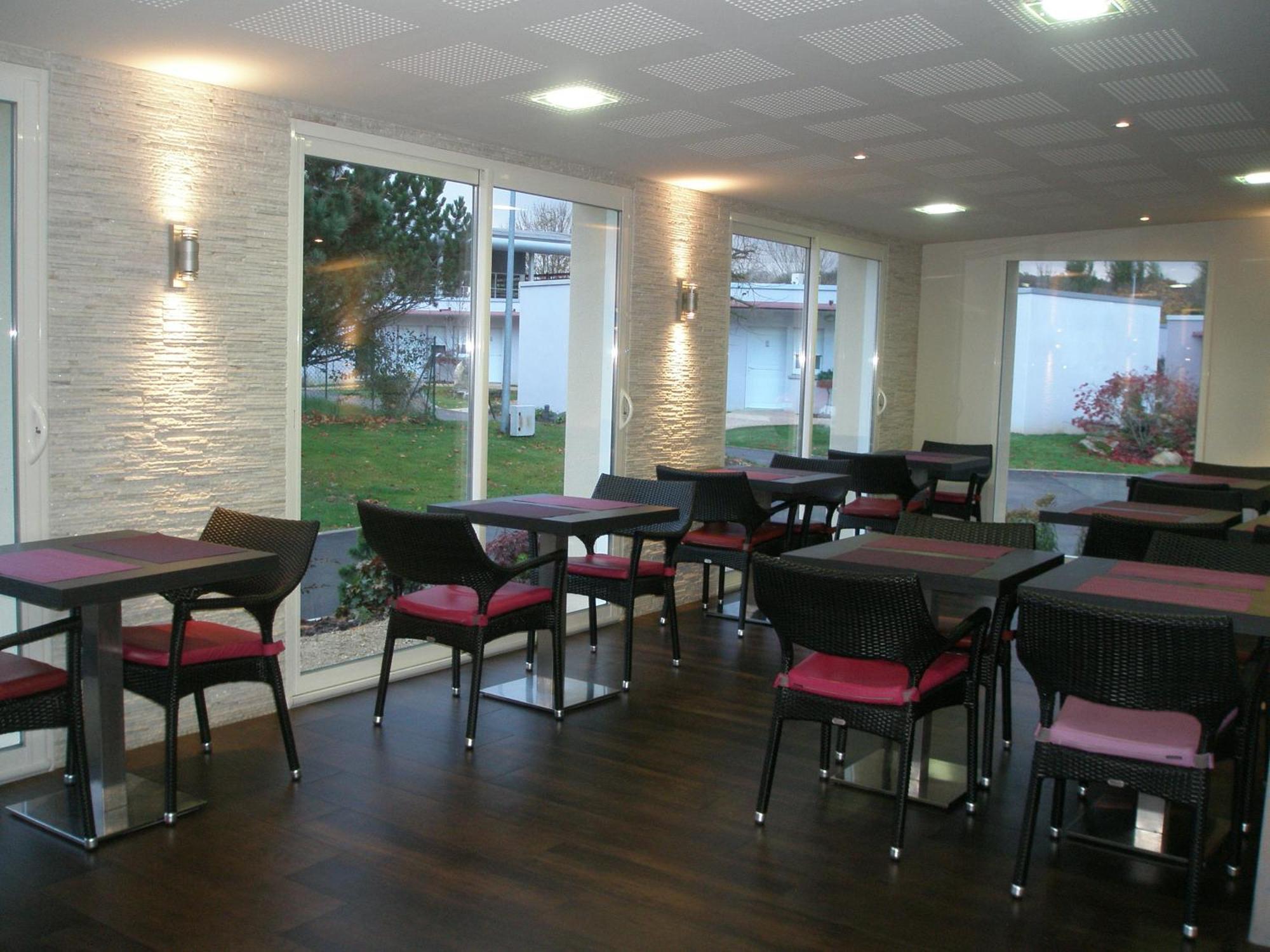 Charme Hotel, Montbeliard Sud Kültér fotó